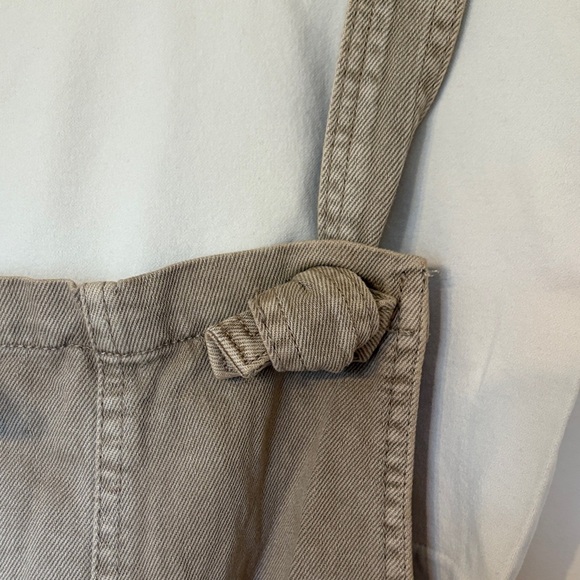 Zenana Outfitters Beige Knot-Detail Wide Overalls - Picture 2 of 8